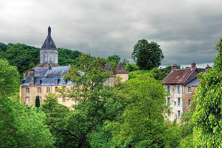 les plus beaux villages de creuse découvrez les plus beaux villages de creuse en camping de luxe