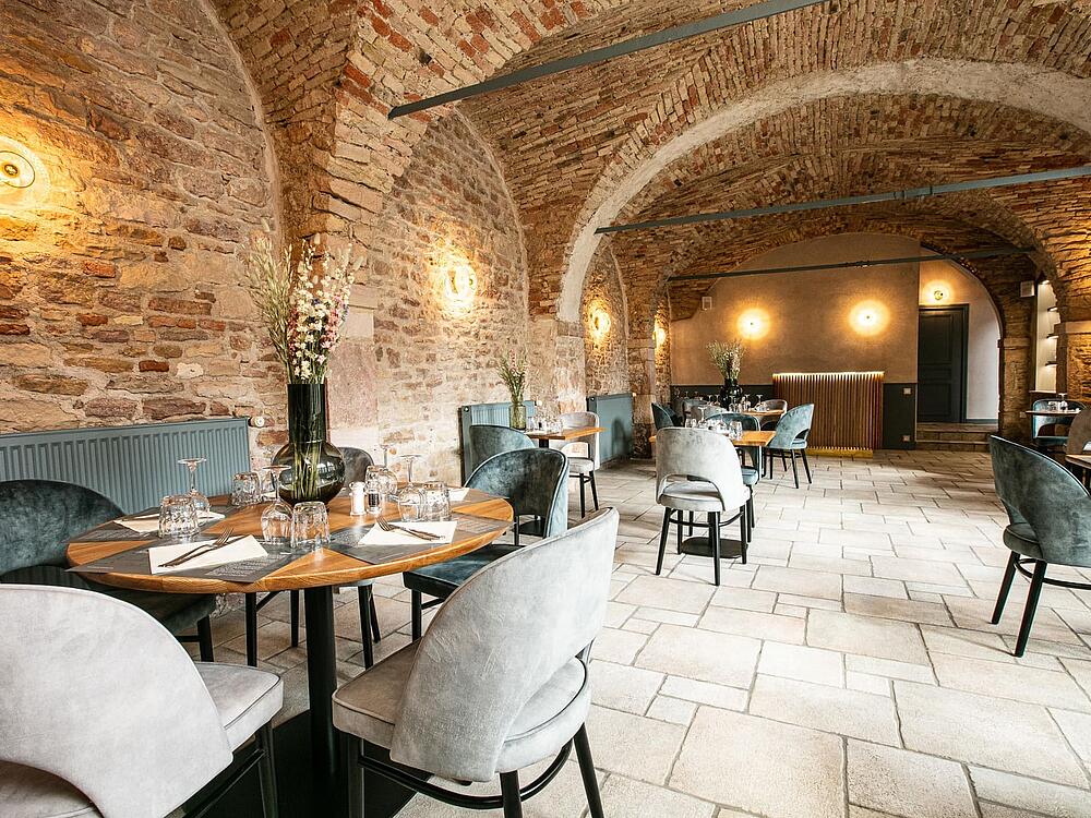 Campsite Castel Camping Château de L'Epervière Gigny-sur-Saône Bourgogne-Franche-Comté 19