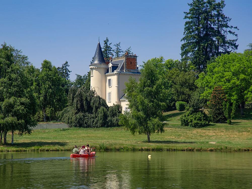 Campsite Castel Camping Château de Poinsouze BOUSSAC - BOURG New Aquitaine 0