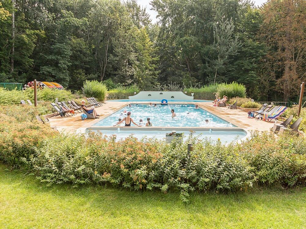 Campsite Castel Camping Château de Chanteloup SILLE-LE-PHILIPPE Pays de la Loire 12