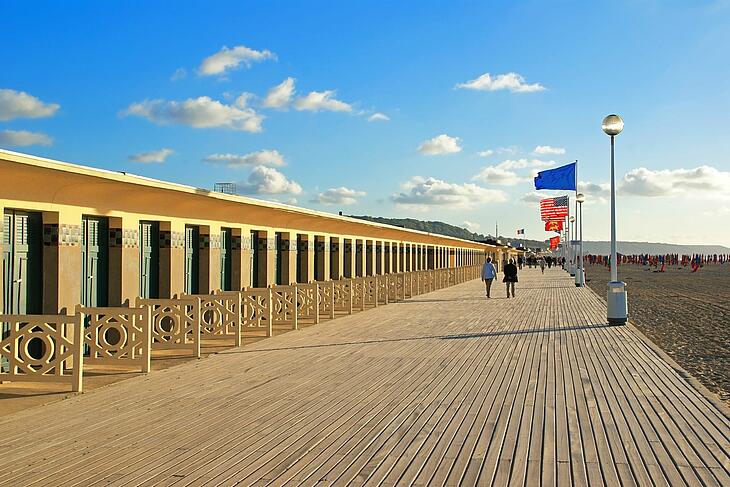 Les planches de Deauville Découvrez le charme de la Côte Fleurie