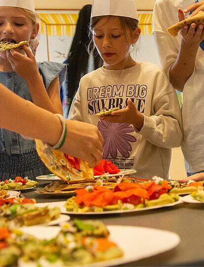 Daisy flower waffles: the recipe from Castel Camping Les Bois du Bardelet