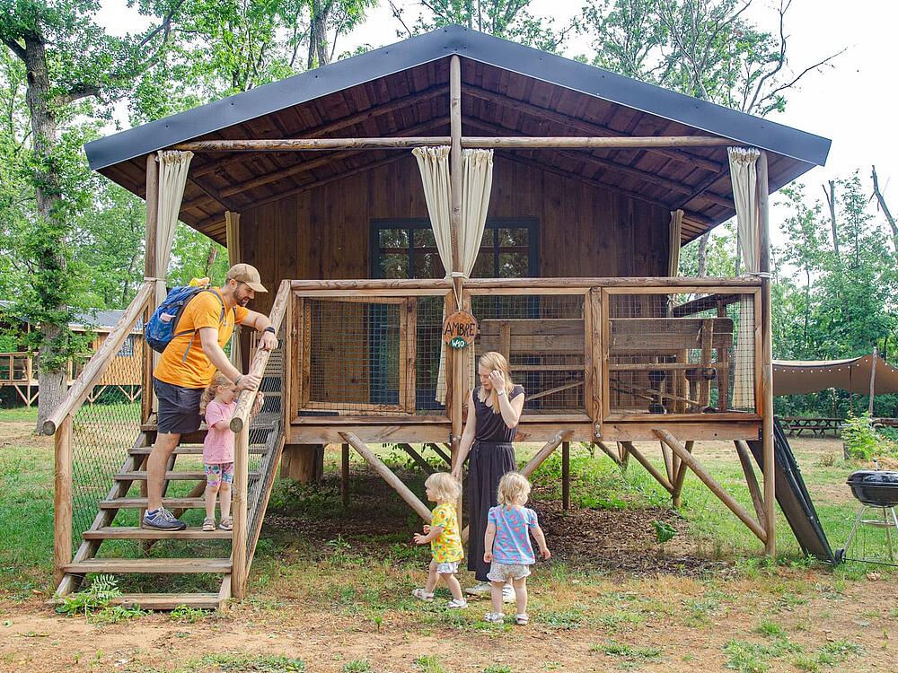 Campsite Castel Camping Château de Chanteloup SILLE-LE-PHILIPPE Pays de la Loire 2