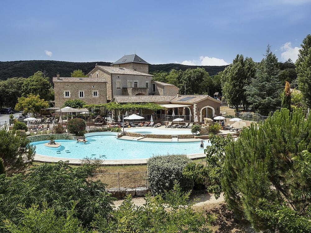 Campsite Castel Domaine de Sévenier & Spa LAGORCE Auvergne-Rhône-Alpes 18