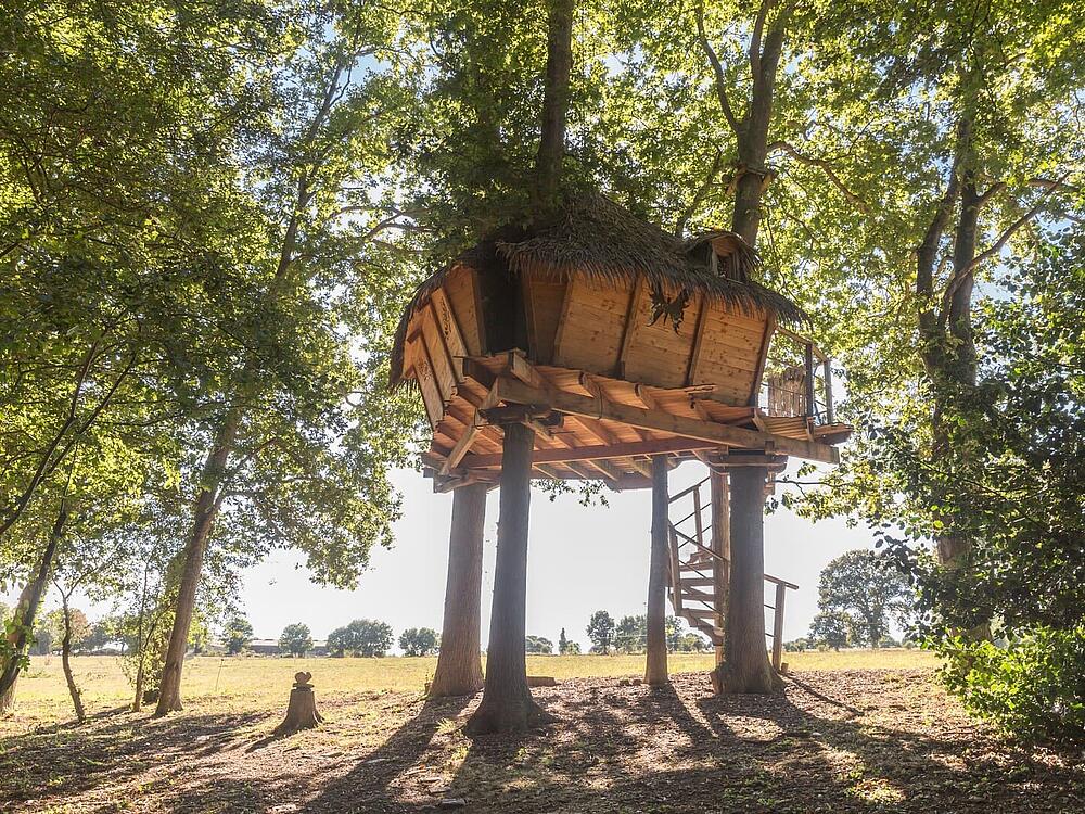 Campsite Castel Camping Château de Lez-Eaux Saint Pair sur mer Normandy 4