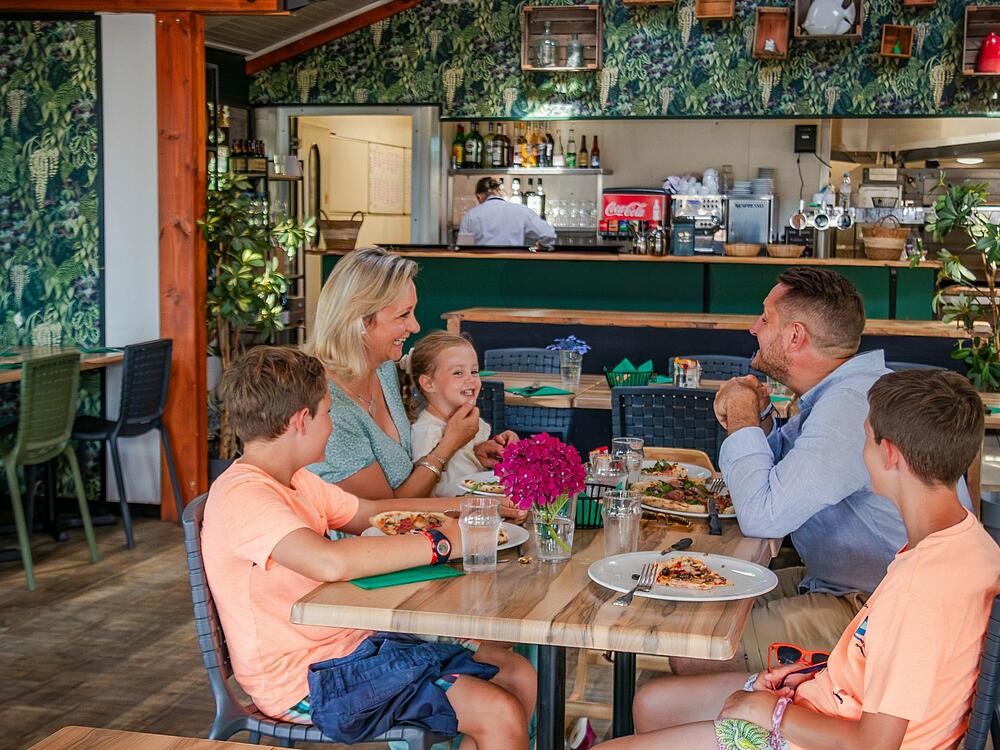 Campsite Castel Camping Les Ormes, Domaine & Resort DOL DE BRETAGNE Brittany 17