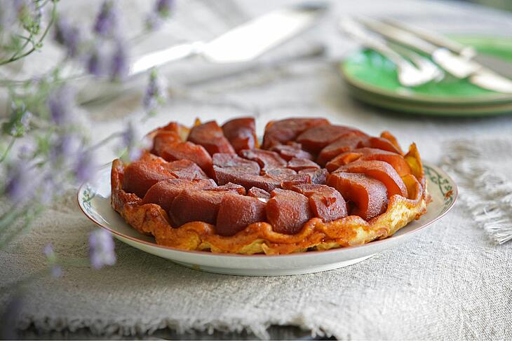 The famous tarte Tatin from Lamotte-Beuvron Traditional tarte Tatin served in Sologne