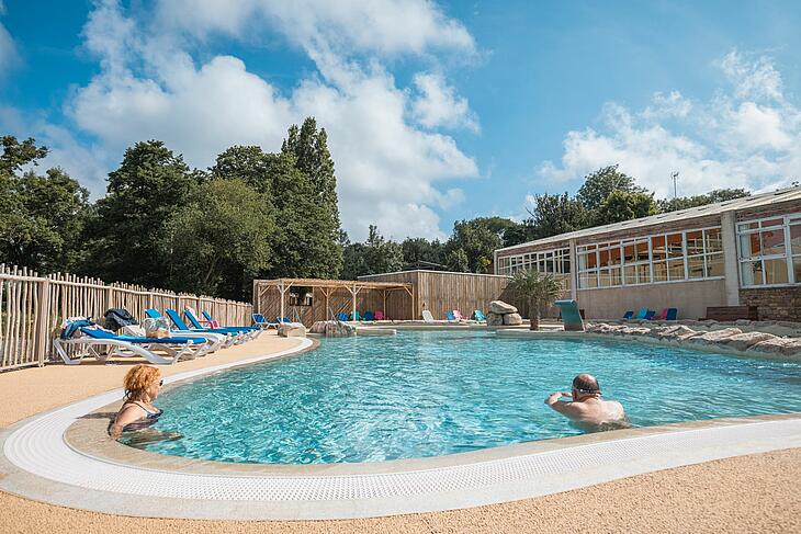 l'espace aquatique du château de lez eaux, en normandie