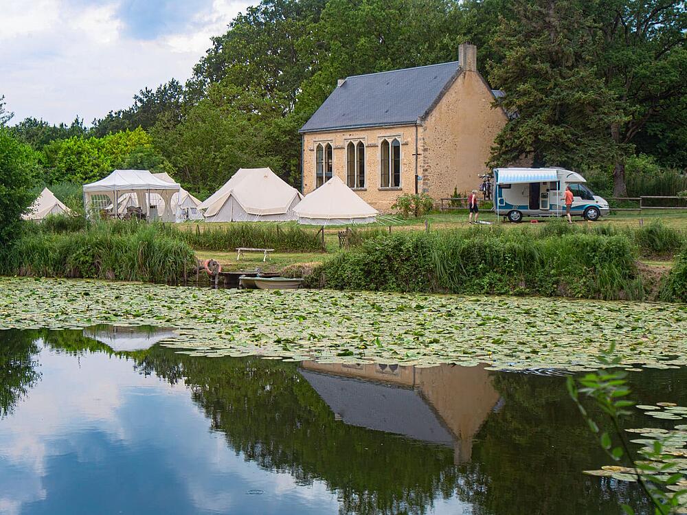 Campsite Castel Camping Château de Chanteloup SILLE-LE-PHILIPPE Pays de la Loire 22
