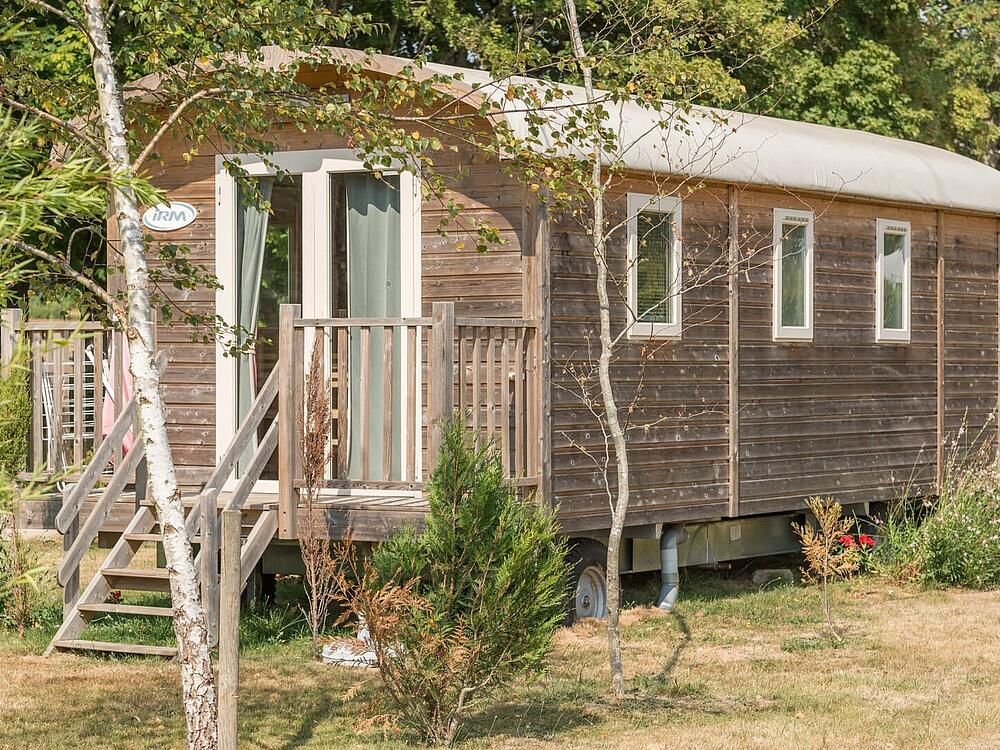 Campsite Castel Camping Château de Poinsouze BOUSSAC - BOURG New Aquitaine 3