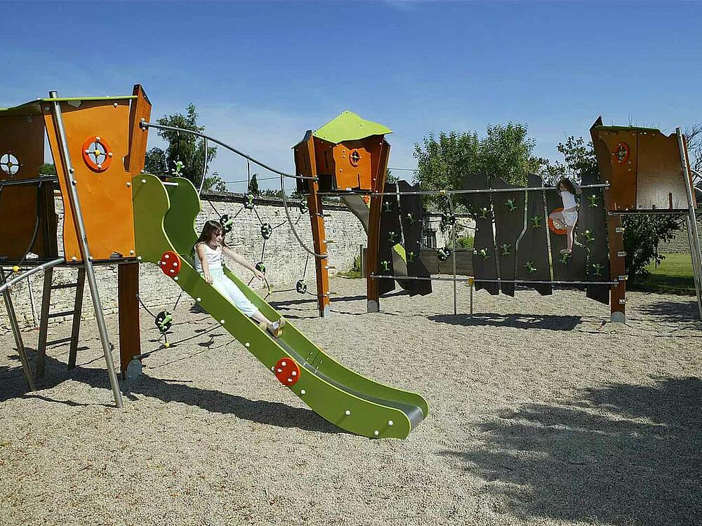 Campsite Castel Camping Château de Martragny Martragny Normandy 14