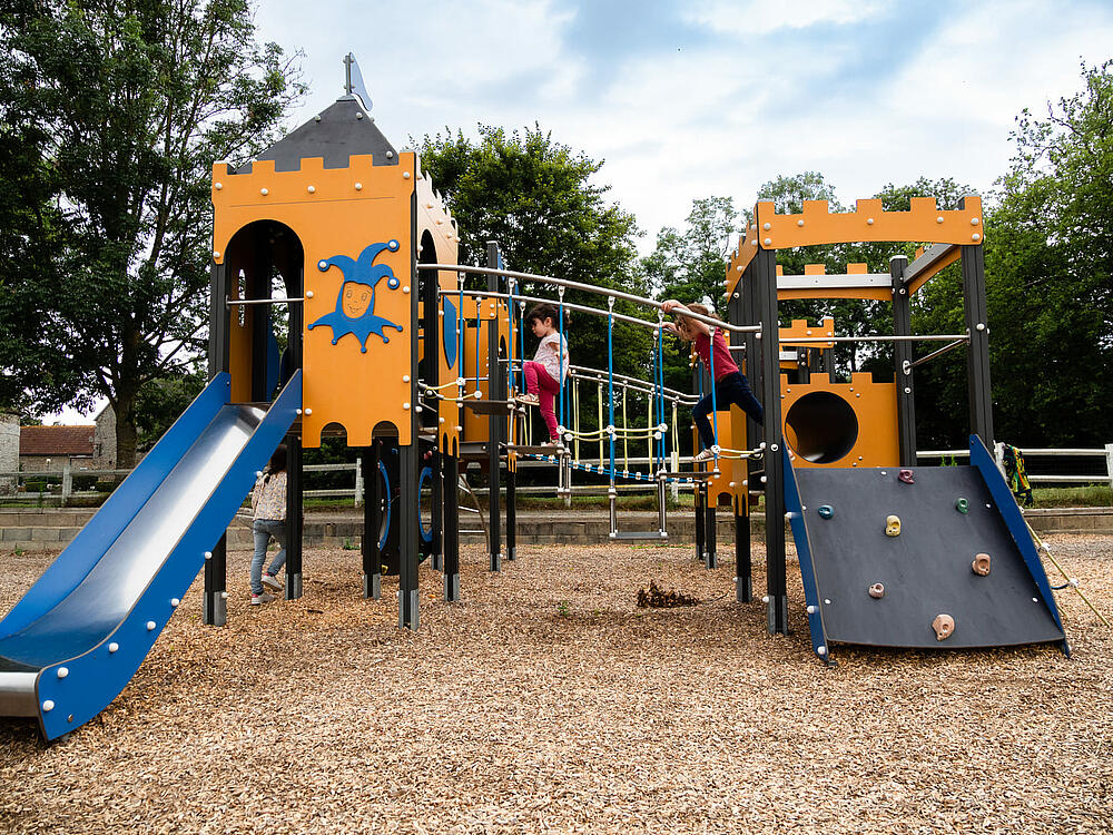 Campsite Castel Camping Château de Lez-Eaux Saint Pair sur mer Normandy 14