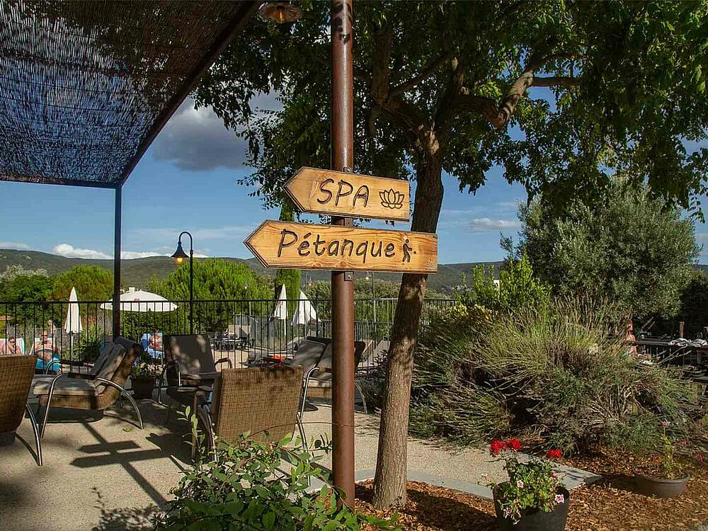 Campsite Castel Domaine de Sévenier & Spa LAGORCE Auvergne-Rhône-Alpes 5